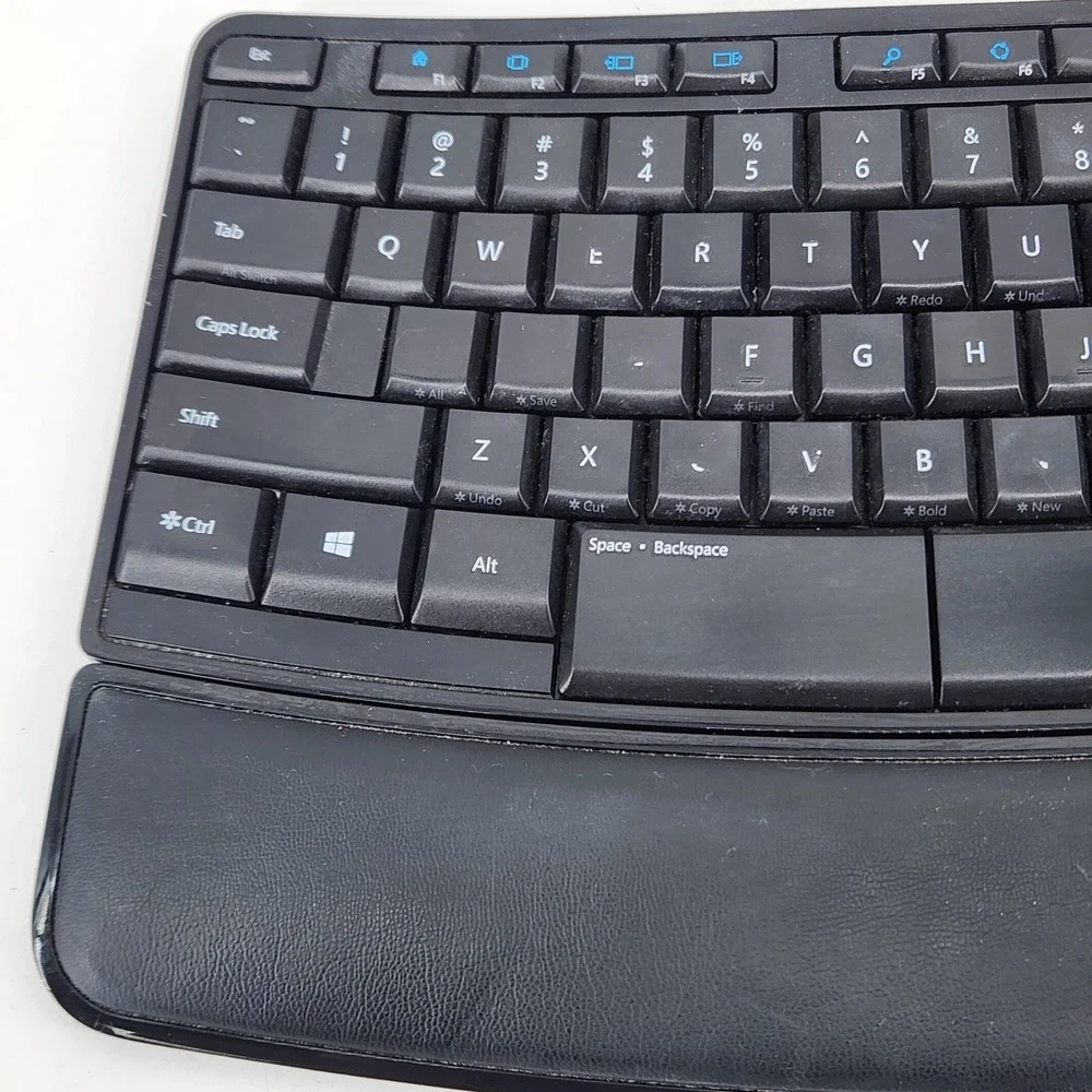 Microsoft Sculpt Ergonomic Keyboard Model 1773 Wireless No Dongle‎ Tested